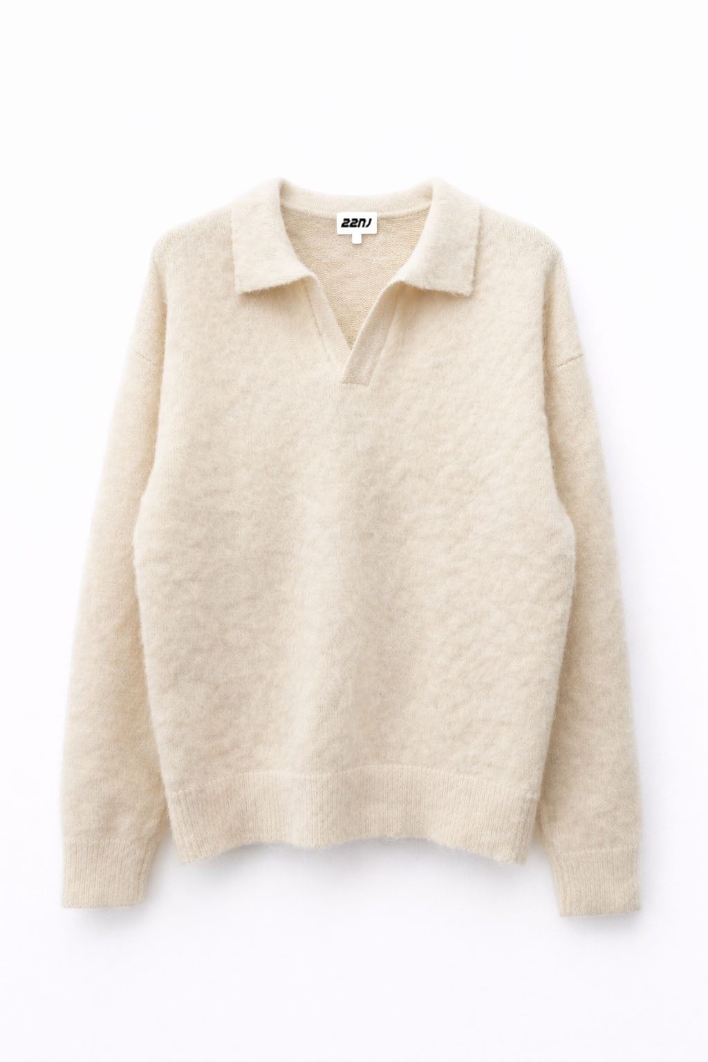 22NJ CREAM WHITE POLO MOHAIR SWEATER